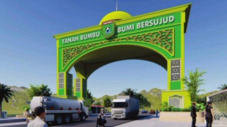 Desain-Pintu-Gerbang-Tanahbumbu-Yang-Segera-Dilelanf