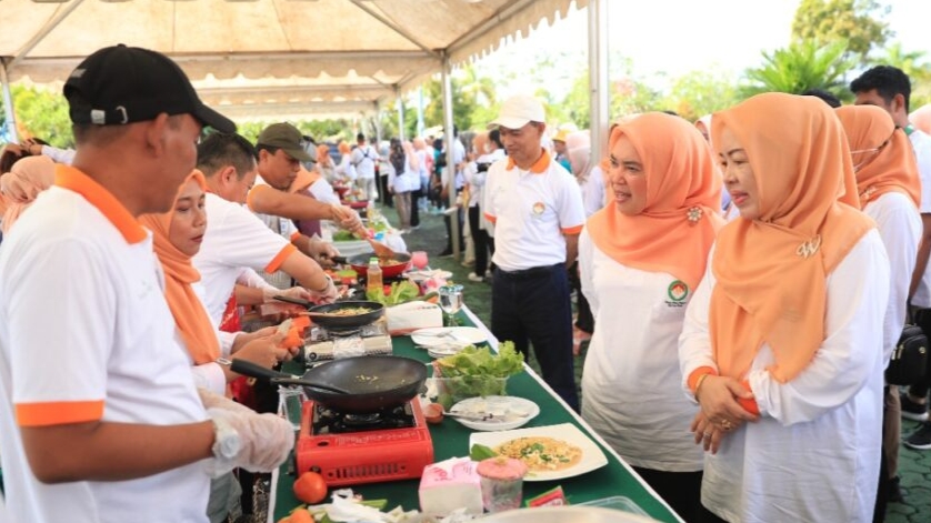 Seru! Kepala SKPD Tanah Bumbu Ikuti Lomba Masak