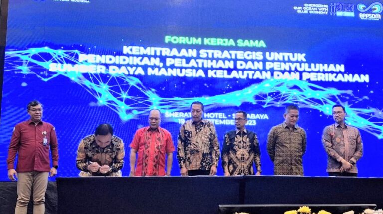Pengembangan-SDM-Perikanan-2-1024x768-1~2