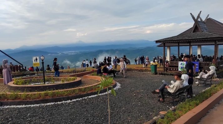 16548ae4-b92a-43f4-948a-e7237eba248b