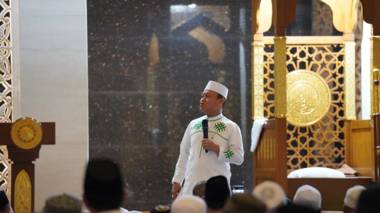 DOA-BERSAMA-TAHUN-BARU-DAN-LAUNCHING-BEASISWA-1-960x540