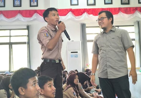 aksi-go-to-school-tanah-bumbu-4-1024x768